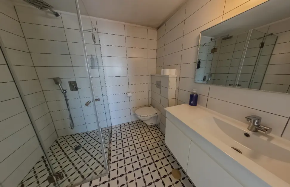 דירה עם 2 מרפסות